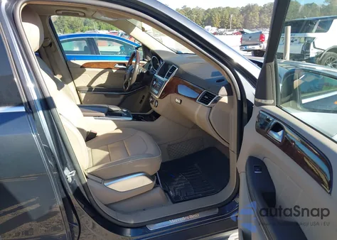 2013 Mercedes-Benz Gl 550 4Matic из США, поврежденный, VIN 4JGDF7DE2DA227068